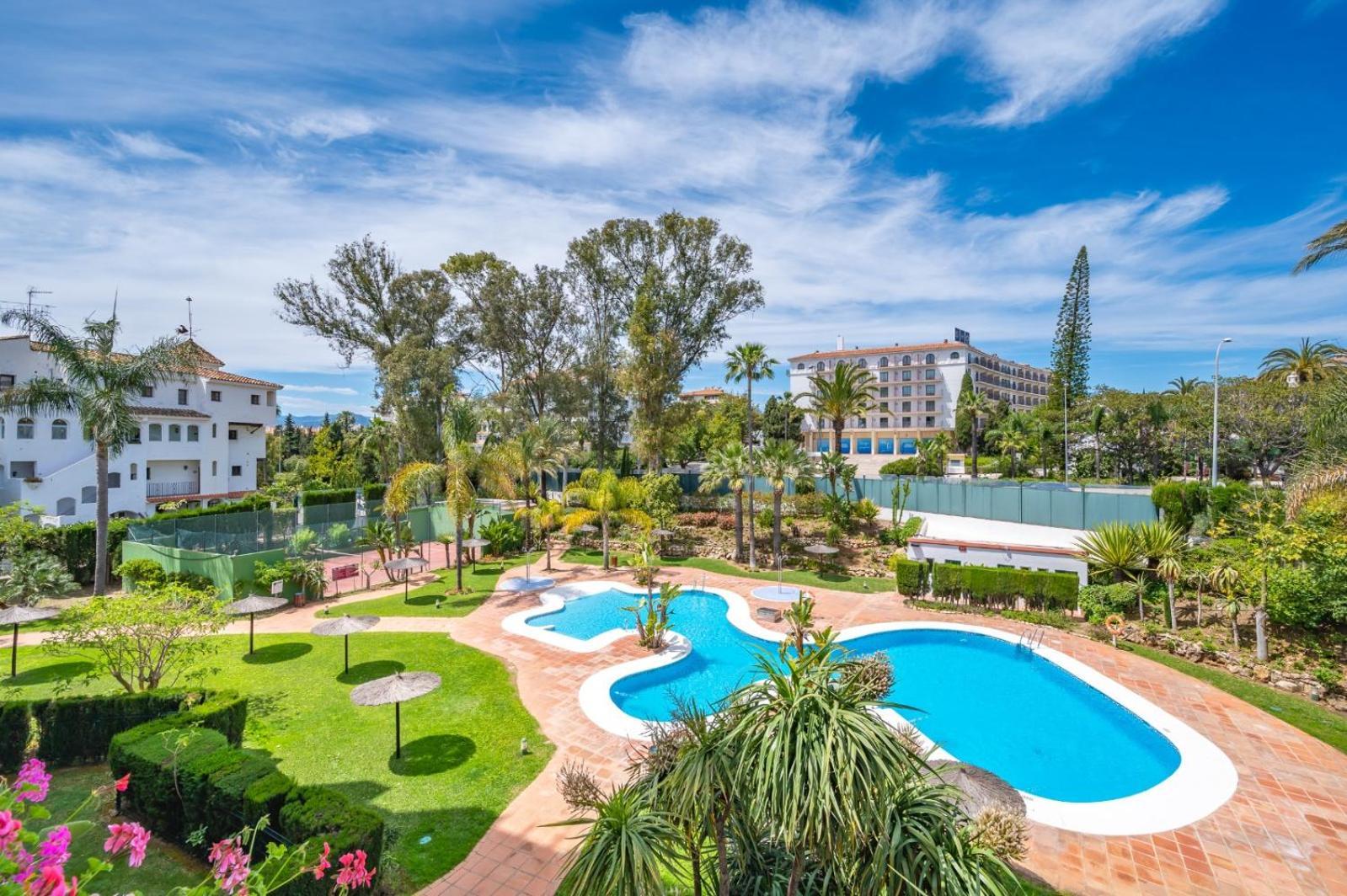 2 Bedroom In Medina Garden Apartamento *